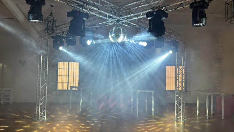 Grupo de música para bodas en Sevilla: cómo elegir el que hará inolvidable tu gran día